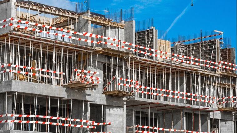 Construcción de residencias de personas mayores.