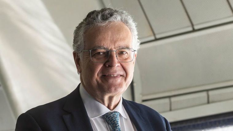 Rafael Sánchez Ostiz es director general de Idea, profesor de Geriatría y Gerontología, presidente de CEAPs.