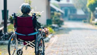 Andalucía reduce en 106 días la media de espera para acceder al sistema de dependencia en el último año