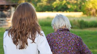 La atención centrada en la persona gana peso en residencias como vía para reforzar dignidad, autonomía y bienestar