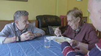 Chicote vuelve a poner en duda la calidad de la comida que se sirve en las residencias de personas mayores