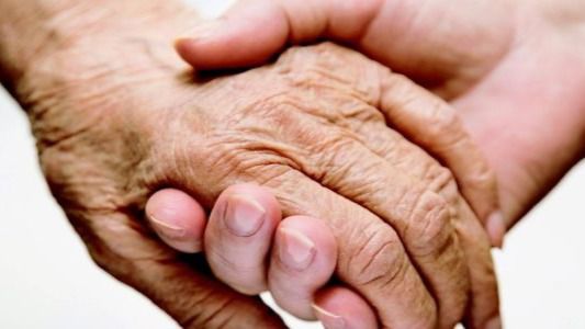 La SEGG aboga por el abordaje multidisciplinar para intervenir en la soledad de las personas mayores