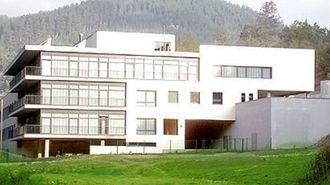 DomusVi sigue su plan de crecimiento y adquiere el grupo Nostem con dos residencias en Vizcaya