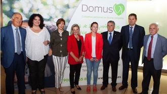 La Fundación DomusVi profundiza con expertos en León en la mejora de la protección de los colectivos más vulnerables