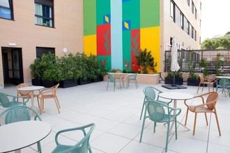 La residencia de mayores Ballesol La Victoria en Valladolid renueva sus instalaciones para ofrecer un entorno moderno y accesible