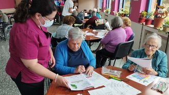 Residentes de Tercera Actividad se solidarizan con los enfermos de Alzheimer.