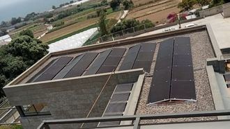 VIMA Residencial incorpora instalaciones fotovoltaicas en varios centros residenciales para el autoconsumo de energía limpia y ecológica.