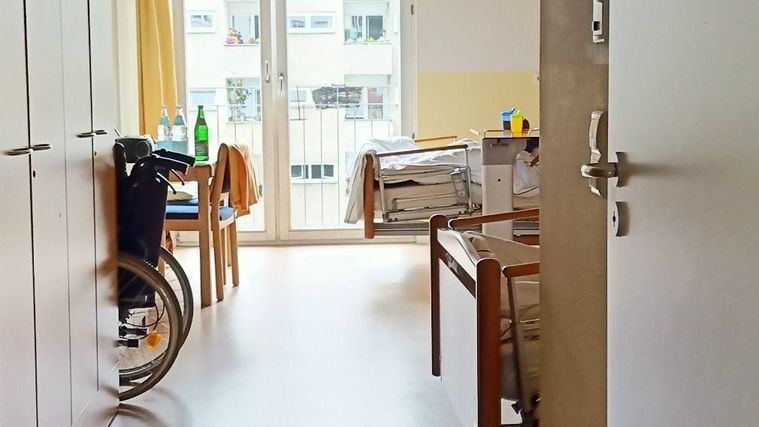 Habitación de una residencia de personas mayores.