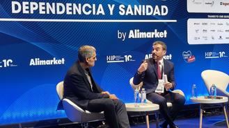El director general de Atención al Mayor y a la Dependencia, Óscar Álvarez, ha presentado el modelo de atención social de la región durante el VII Congreso Nacional Dependencia y Sanidad by Alimarket.