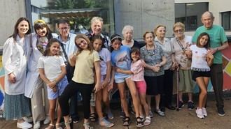 Amavir celebra sus campamentos intergeneracionales 'De acampada con mis abuelos' en 37 residencias de toda España
