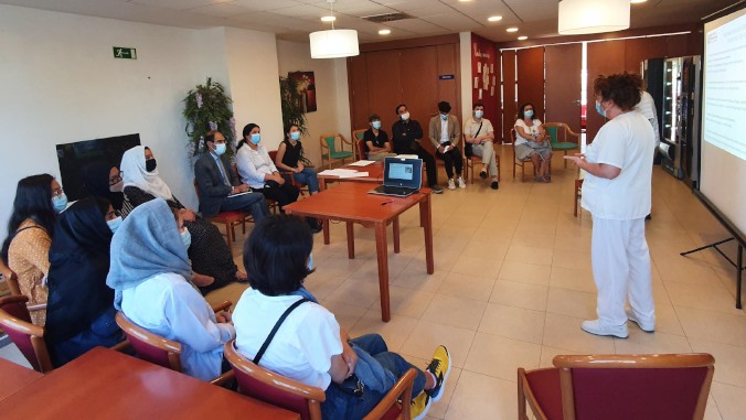 Amavir recibe a un grupo de refugiados afganos para mostrarles las oportunidades de integración laboral