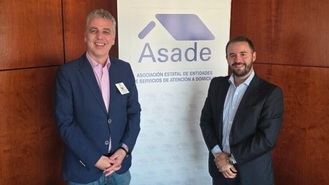 ASADE y la Asociación Española de Consumidores impulsan mejoras en la atención domiciliaria y la dependencia