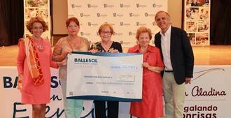 200 ancianos dan la cara por el cáncer infantil