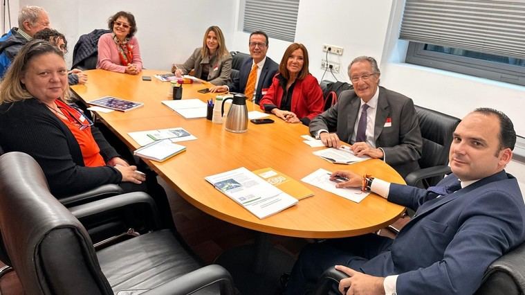 CEDDD presenta al PP sus demandas en Sanidad.