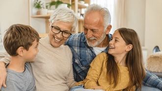 CEOMA pone en valor el papel de los abuelos como pieza esencial de la vida familiar