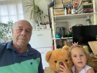 CEOMA destaca la importancia de los abuelos y pide a los políticos que legislen en favor de las familias