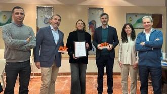 De izquierda a derecha: Leo Díaz, Alberto Carballedo, Mª Sol Mesa, Santiago Campos y Paloma Martínez Fuego, integrantes del equipo directivo y técnico de CK Senior, implicados directamente en la implementación del modelo EFR.