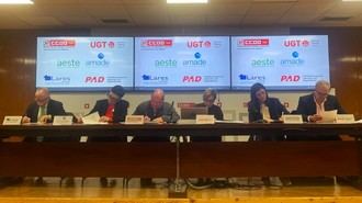AESTE, Amade, Lares Madrid y PAD y los sindicatos CCOO y UGT firman el convenio de residencias de la Comunidad de Madrid.