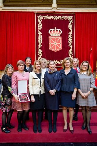 La Policía Foral de Navarra distingue la labor del equipo de DomusVi San Adrián