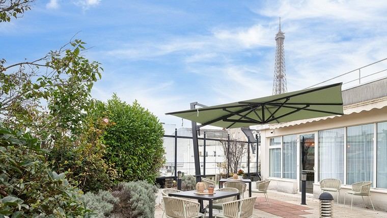 Residencia de personas mayores ubicada en el barrio del Champ de Mars, París.
