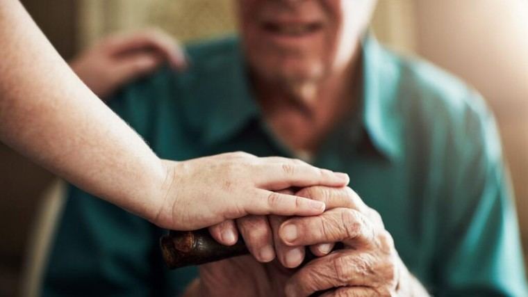 La Comunidad de Madrid invierte 942 millones para la atención residencial de más de 10.000 mayores dependientes.