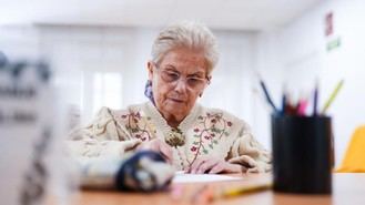 Madrid invertirá más de 2.000 millones en atención a mayores y discapacidad por primera vez