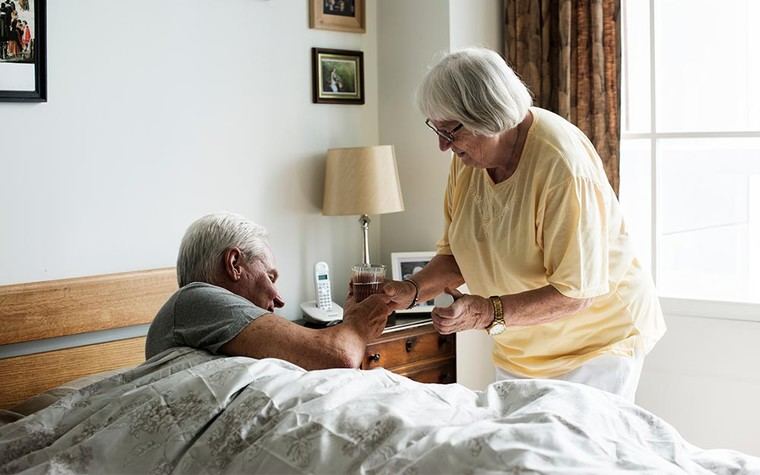 PMP pide un pacto de Estado para un nuevo modelo público de cuidados en dependencia centrado en la igualdad