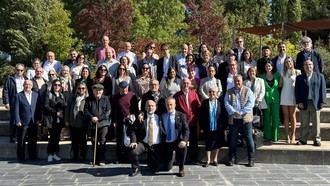 Lares Castilla y León celebra 30 años cuidando a mayores con atención integral y personalizada en toda la región