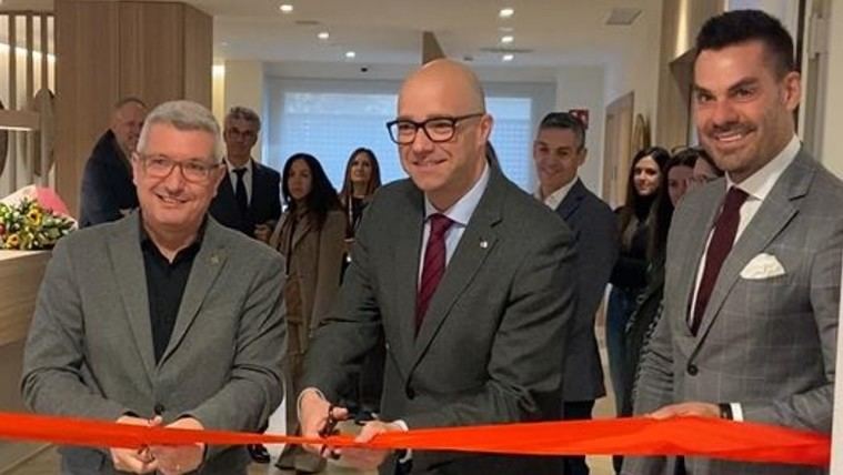 Inauguración oficial de La Vostra Llar Esplugues.