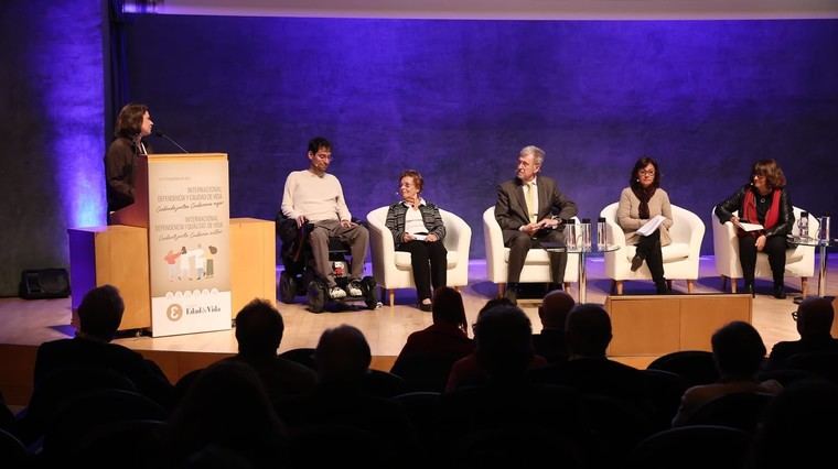 Mesa de debate Escuchar y entender la importancia de las personas.