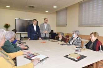 DomusVi y Orange promueven la formación digital para personas mayores en residencias de España.