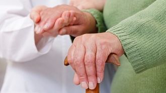 La Junta de Andalucía aprueba una nueva regulación para residencias y centros de día que unifica la normativa y aumenta la ratio mínima de personal