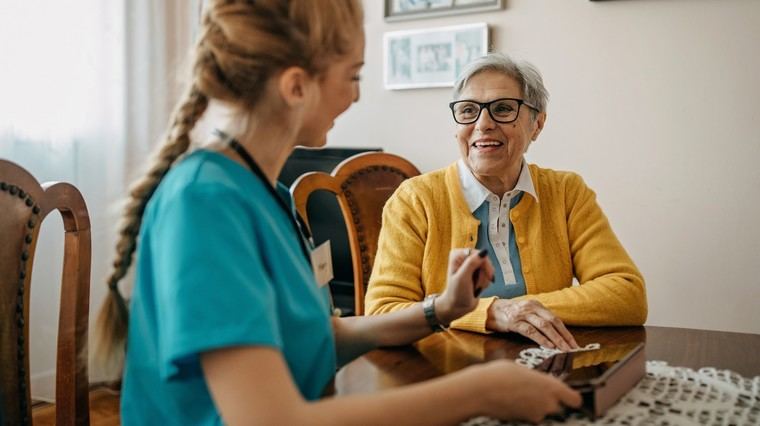 Personaliza ACP, la tecnología que ayuda a humanizar los cuidados en residencias y centros de día.