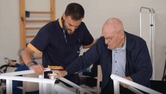 Grupo Emera recuerda el objetivo de la fisioterapia para mejorar la calidad de vida en adultos mayores