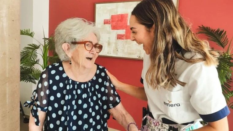 Centros amigables: un hogar que mejora la vida de las personas mayores