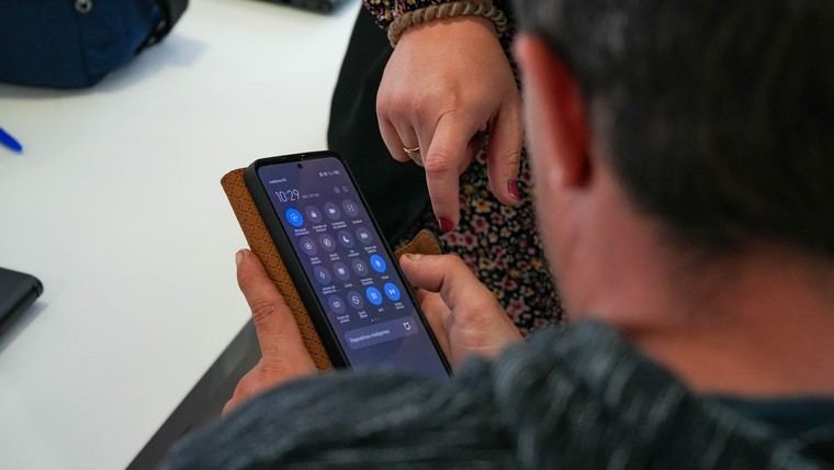 Fundación Rey Ardid rompe la brecha digital de las personas con una problemática de salud mental con el proyecto DIGISEM.