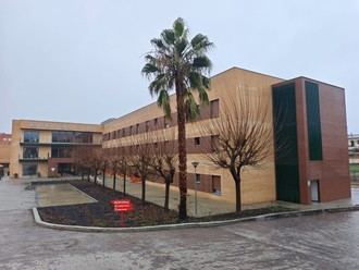 Residencia de mayores Joaquina Eguaras en Granada, gestionada por Sanitas.